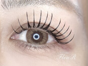フルール(FleuR)の写真/理想の目元、もっと自由に。似合わせまつ毛で垢抜け♪
