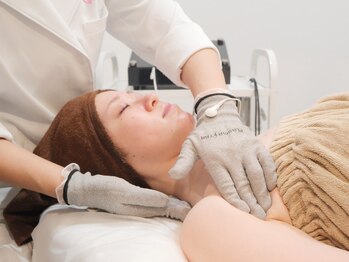 エミレ(emire)/EMS施術