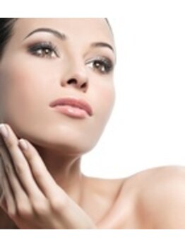 シャイニング ジェイ(Shining J)/効果を実感!フェイシャルエステ