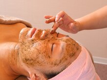 クラルス(CLARUS)/REVIのハーブピーリング