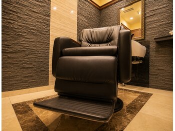 プレミアムバーバー 原宿神宮前店(PREMIUM BARBER)/施術空間[原宿]