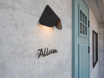 アリュメ 三重鈴鹿店(allum)/allumの看板です