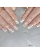 リッシュ トロワ(RICHE trois)/ホワイトパールリボンネイル