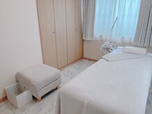 完全個室なのでリラックスして施術が受けられます◎