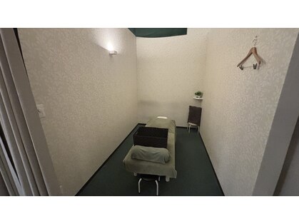イヤシス アルプラザ敦賀店の写真