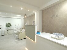 アイリス(Iris)