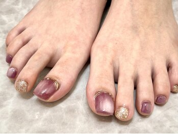 サロンワン(Salon1)の写真/【フット定額¥7,000～】豊富なdesignはカラー・配置変更OK◎夏の足元を彩る大人可愛いデザインはお任せ！