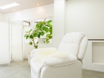 ラルムアイプラス(Larme eye+)の写真/【大人気デザインまつ毛パーマ！】経験豊富なプロがしっかりカウンセリング!!ワンランク上のお目元へ☆