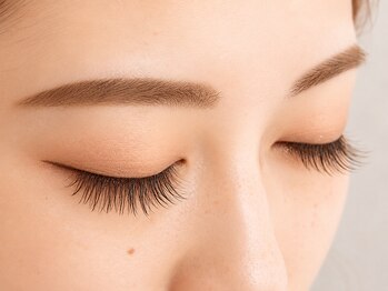リーナ(LiNA Beauty Garden)の写真/【藤沢駅徒歩3分】すっぴんでもきれいな眉へ♪自分らしさを引き出す、似合わせ美眉へ導きます。