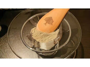 クレール ド ルナ(Clair de lune)/ハーブトリートメント