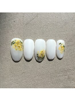 ミモザ風　押花ネイル