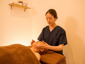 ジネコラボ 海老名(Gyneco-labo)/そだてる小顔フェイシャル