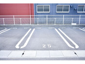 ロータス(Lotus)/サロン専用の駐車場も完備