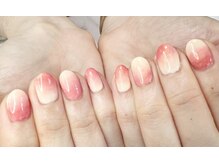アリイネイルズ(ALII Nails)/桃ネイル