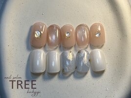 【新作】ベージュパールネイル