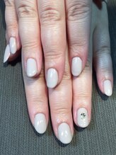 ジュニパーベリー(JUNIPER BERRY)/ジェルネイル