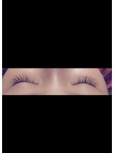 フリルアイビューティ 豊中店(Frill Eye Beauty)/