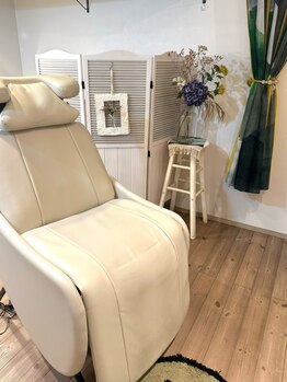 サロンベソ(Salon Beso)の写真/LEDまつエク導入で自然な仕上がりをキ-プ◎なかなかサロンに足を運ぶことが出来ない忙しい方にもオススメ♪
