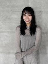 ディーネイル アイラッシュ オカザキ(DEE nail×eyelash okazaki) hina