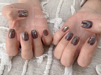 ベルダ(BELDAD)/Customer nail