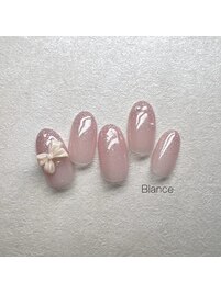 デザインB　¥9900　(税込)