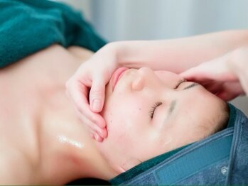 オルグル(OLGUL)/前橋/小顔矯正/コルギ