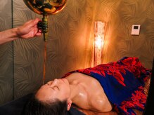 サロン ド オージャス(salon de ojas)