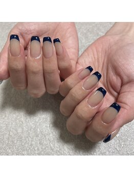 ロクサンサン(633)/フレンチネイル