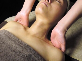 ガーデン(Garden)/デコルテ強化