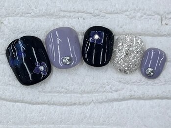 ハニービービー(Honey Bee Bee)/梅雨ネイル