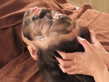 ドゥミーケア ビューティ(DoMeCare beauty)/パックの置き時間にヘッドスパ!