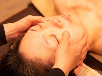 骨気(コルギ)専門店 YONG miu【ヨング ミュー】/韓国式小顔コルギ【フェイス】