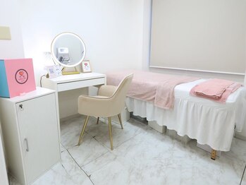 エンクリニカルラボ 三宮店(E&N CLINICAL LABO)/三宮店内雰囲気