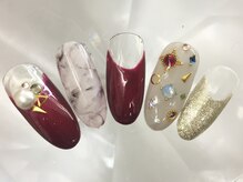 ラリュールネイル(L'Allure nail)/秋ボルドー×マーブル￥8200