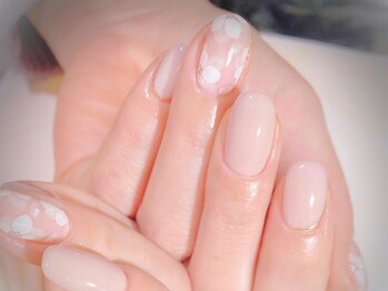 ネイルサロン ラディエス (Nailsalon Ladeesse)の写真/【王子駅徒歩4分】大人女性のための"上品シンプルデザイン"の取り揃え多数♪上質素材でもちの良さも◎