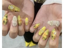 アングゥ ウル(ungu ul)/チェックネイル