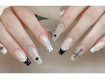 ヴィーナスネイル(Venus Nail)/長さ出し持ち込みデザイン