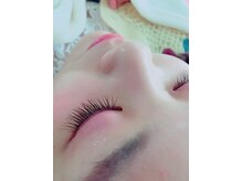 ヘアアンドアイラッシュティキ(tikii)