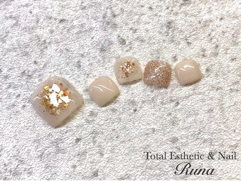 ルーナ(Runa)/フットネイル【¥6710】シェル