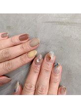 アティックネイルアトリエ(attic nail atelier)/アシメネイル★