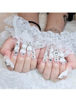 ベティネイル アイラッシュ(Betty Nail)/ホワイトネイル スカルプ