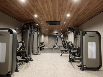 アンプシーフィット(UMPSY FIT)/住吉店：中区住吉町9-11