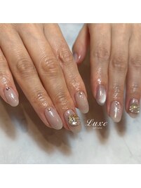 上品グレーのクリスマスネイル