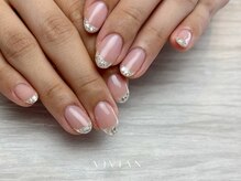 ヴィヴィアン ネイル(Vivian nail)/マグネットフレンチ