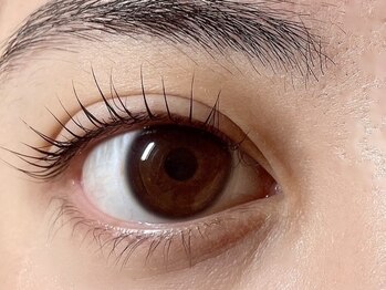 ビアージュ(Viage)の写真/《３Dボリュームラッシュ人気のつけ放題も♪》お好みの本数でナチュラルだけどパッチリお目元を演出★