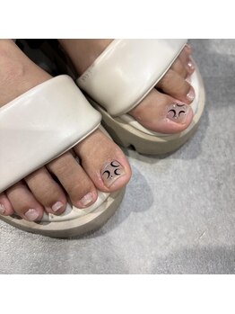 ララアンジュ(LaLa-Ange)/ムーンフットネイル