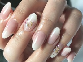 ホワイトグラデーション