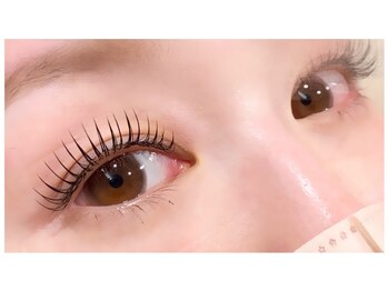 キューラッシュ 大井町店(Q-LASH)の写真/【マツエククーポン】選べる★フラットラッシュ150本まで付け放題¥5480/お似合いのデザインをご提案◎