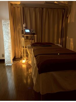 術後インディバ専門サロン 新宿/インディバ施術室