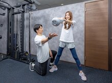 シャイン(SHINE)/運動初心者でも分かりやすく指導